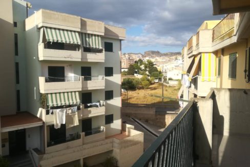 ee40152c-9964-4a8e-a0dc-cebebcda5bcc