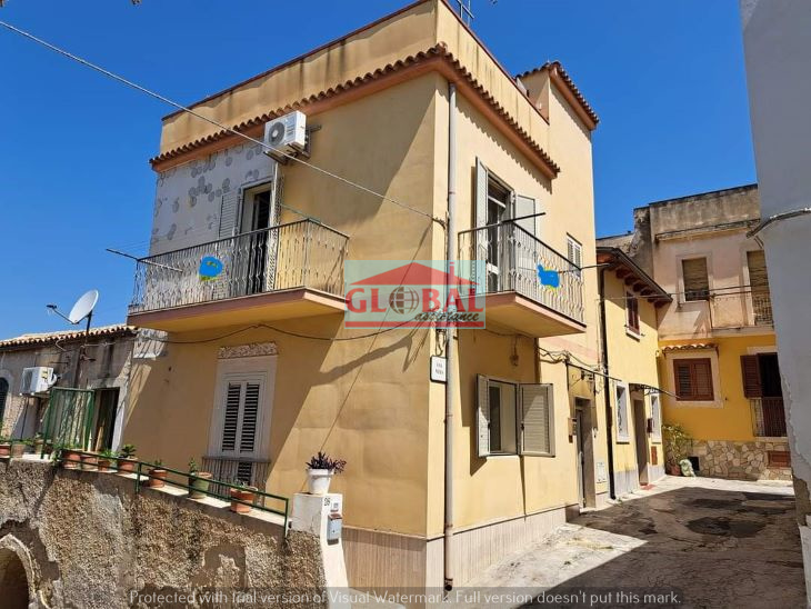Casa indipendente piano alto Rif. A246